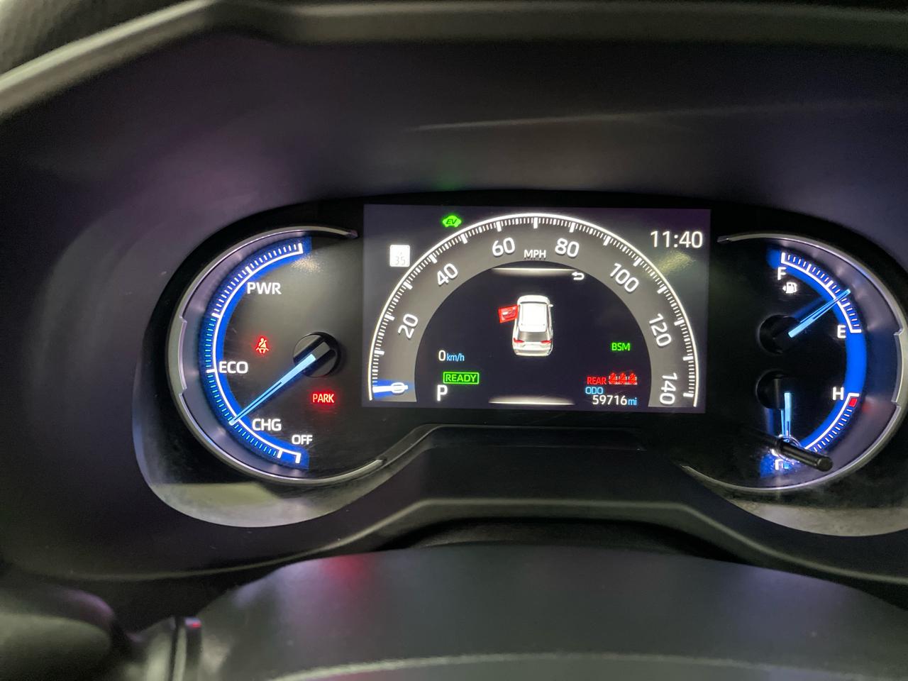 Toyota RAV4 Hybrid XLE AWD (Natl) 2024