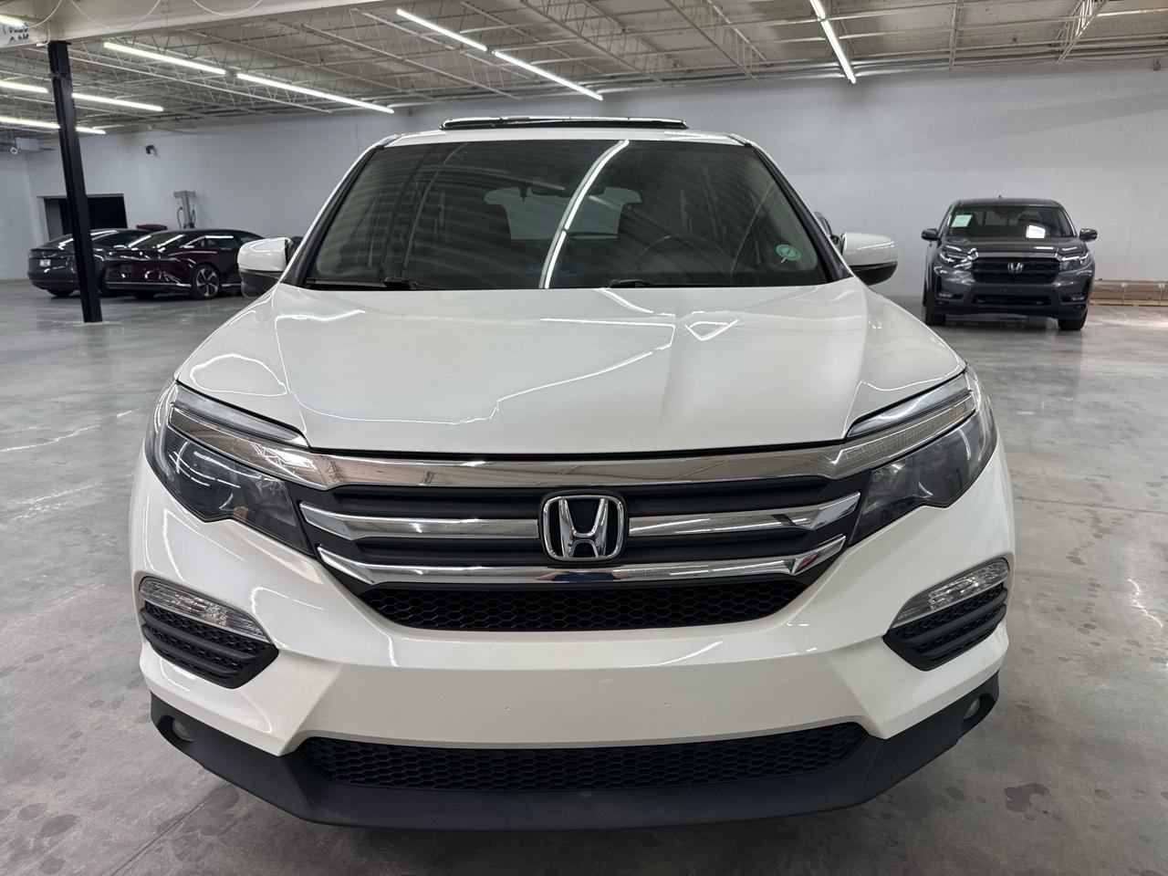 Honda Pilot 2WD 4dr EX-L w/Navi 2016