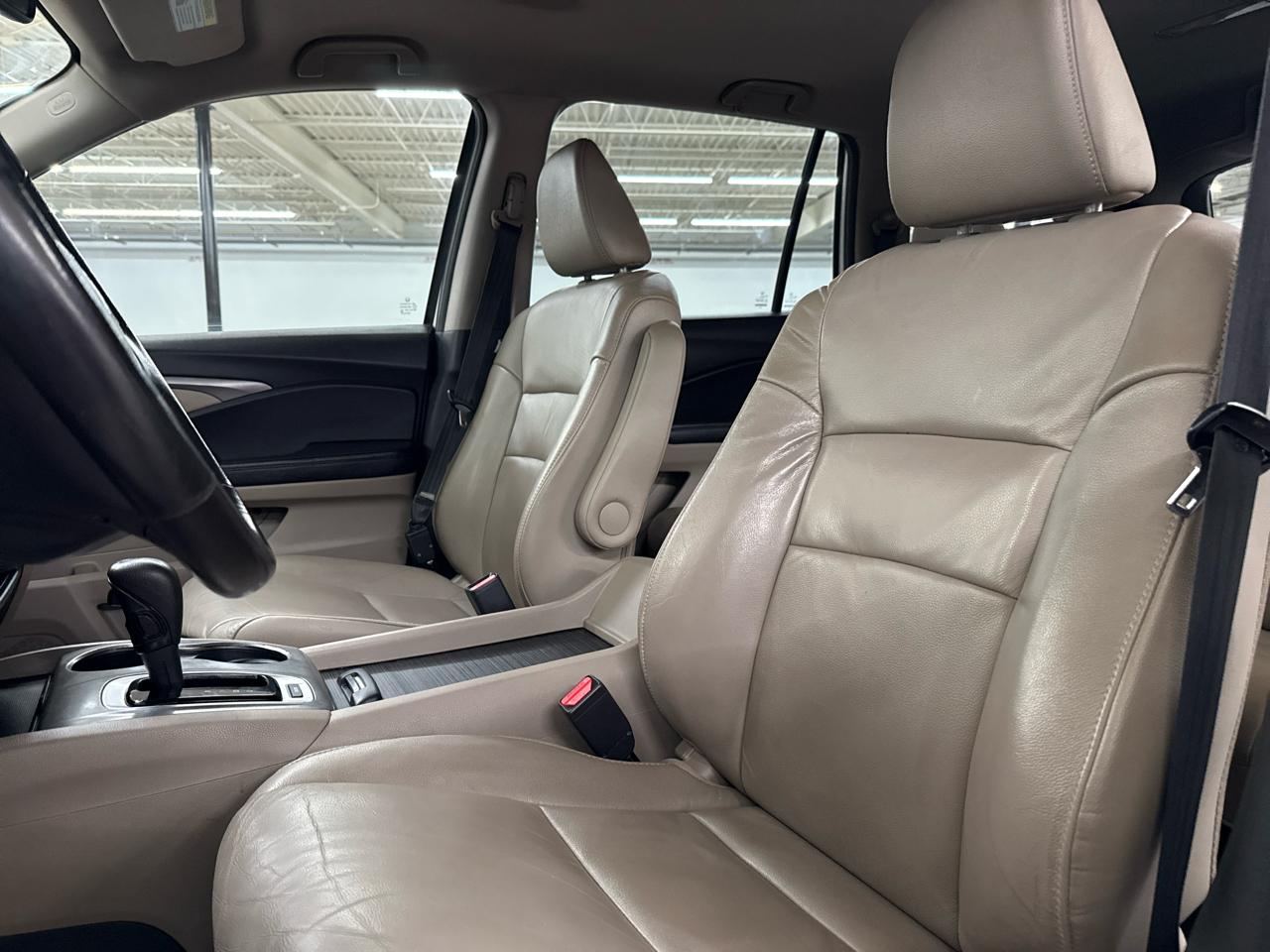 Honda Pilot 2WD 4dr EX-L w/Navi 2016