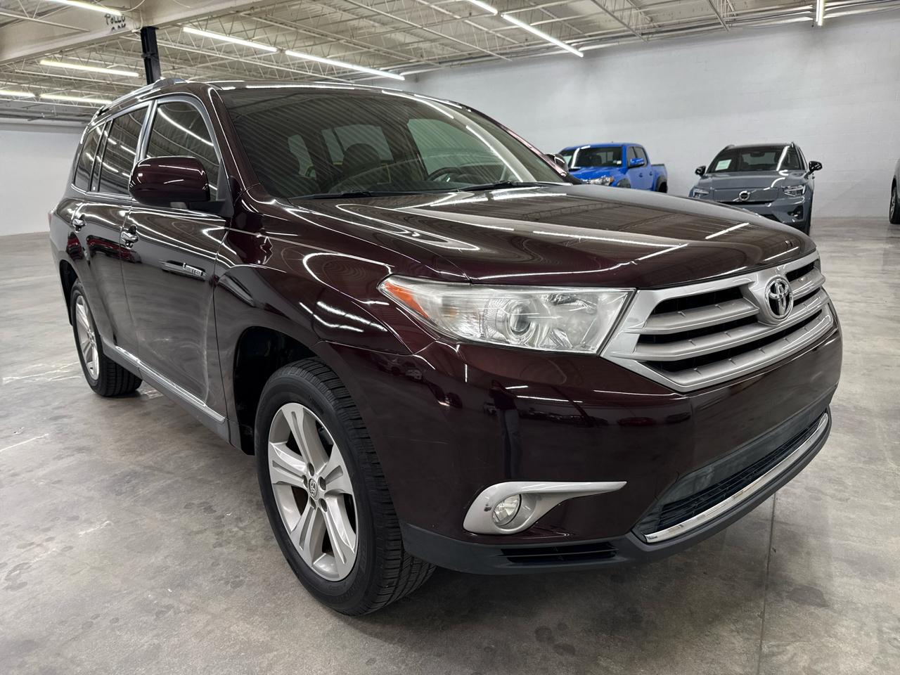 Toyota Highlander FWD 4dr V6 Limited (Natl) 2013
