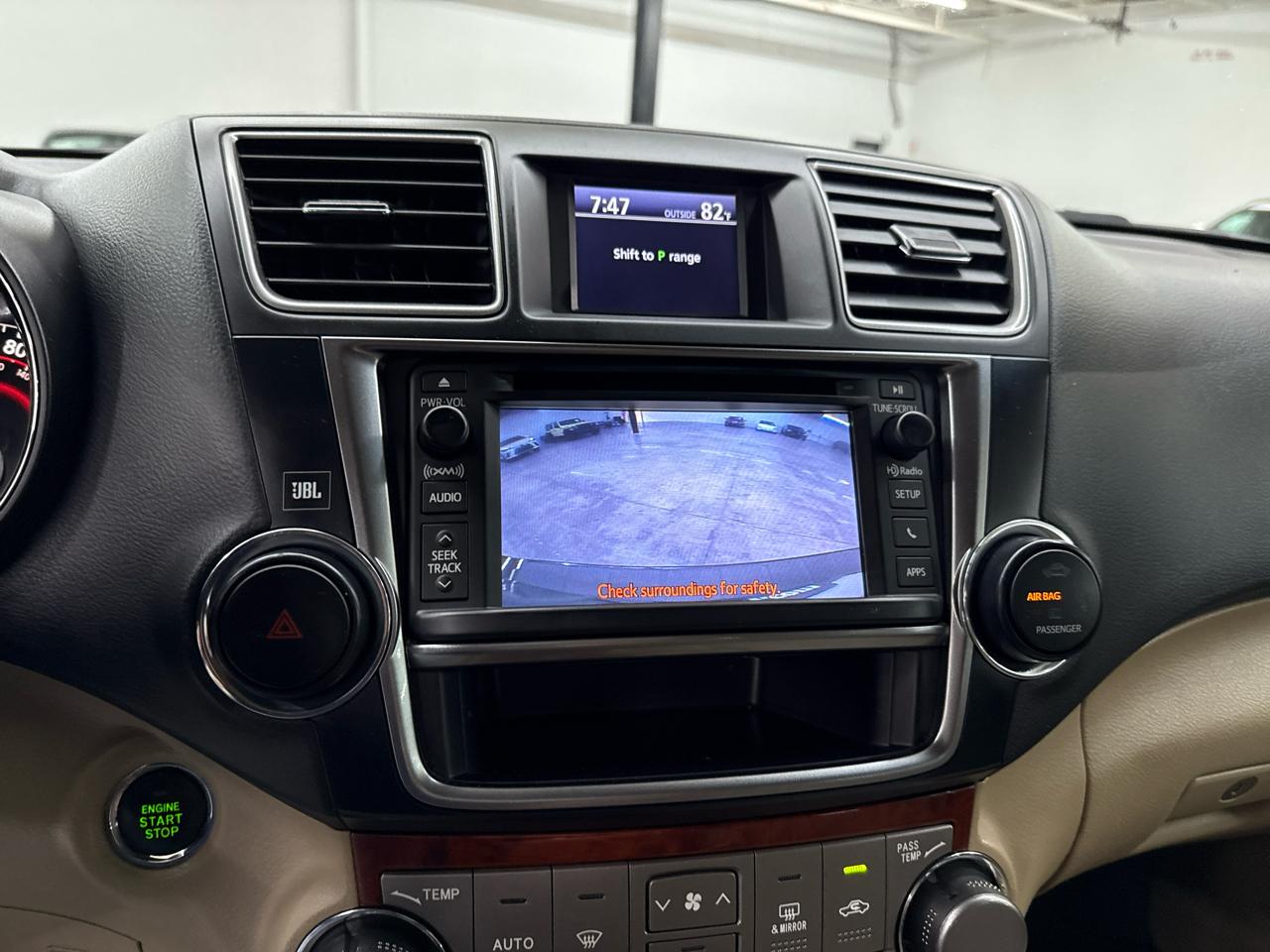 Toyota Highlander FWD 4dr V6 Limited (Natl) 2013