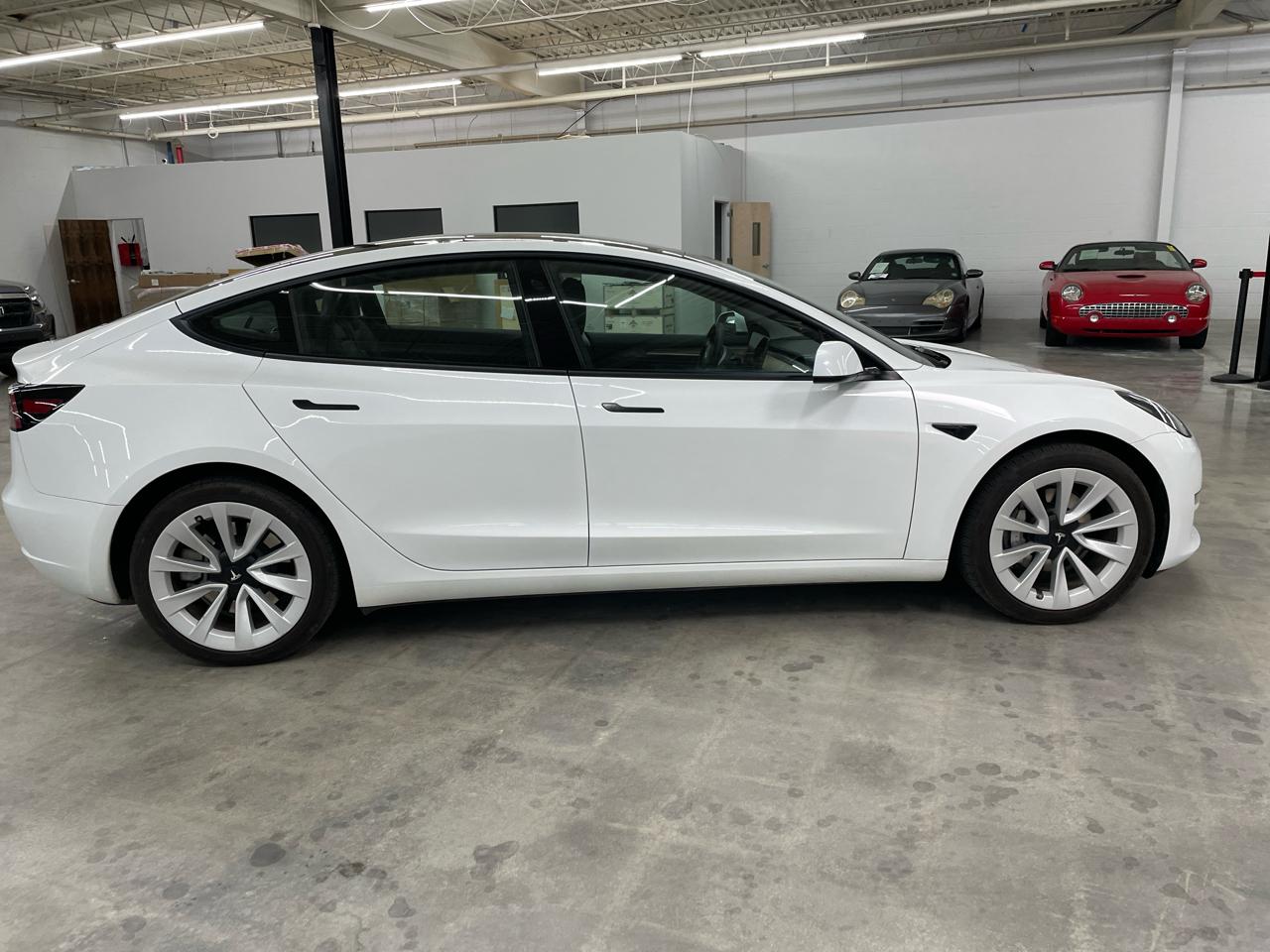 Tesla Model 3 RWD 2023
