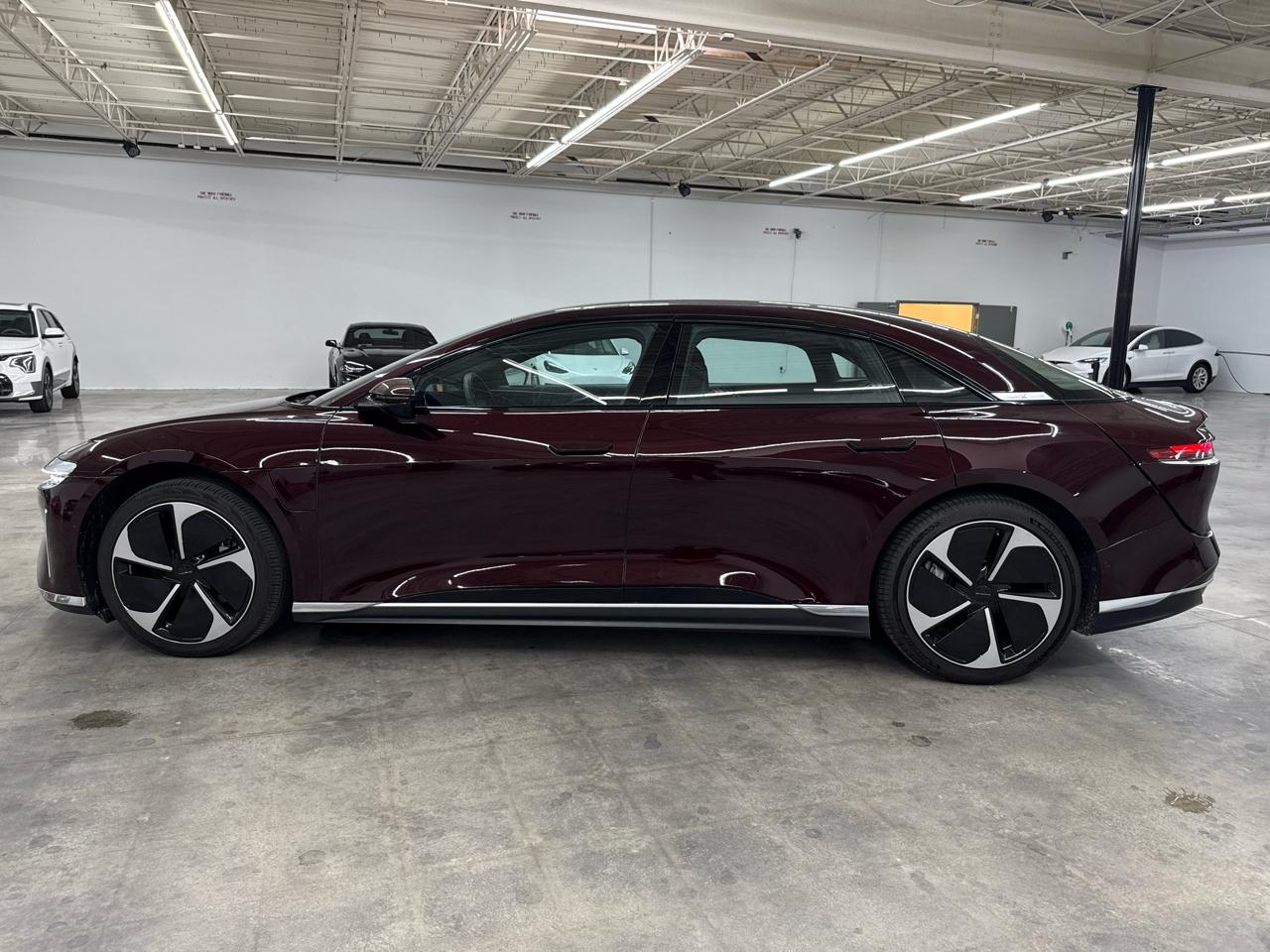 Lucid Air Pure AWD 2023