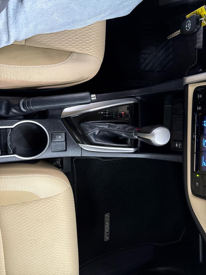 Toyota Corolla LE 2018