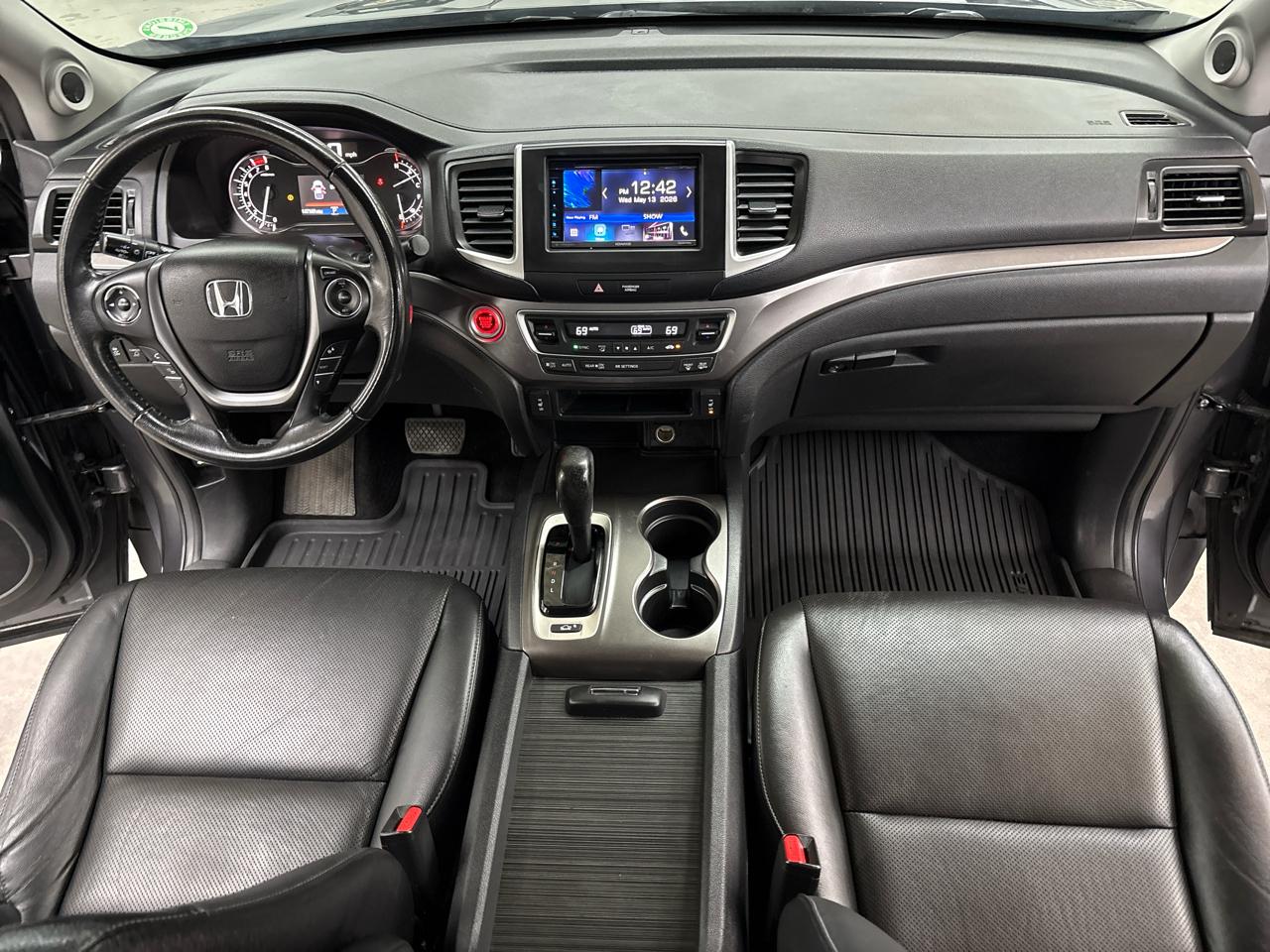 Honda Ridgeline RTL 4x4 Crew Cab 5.3' Bed 2017
