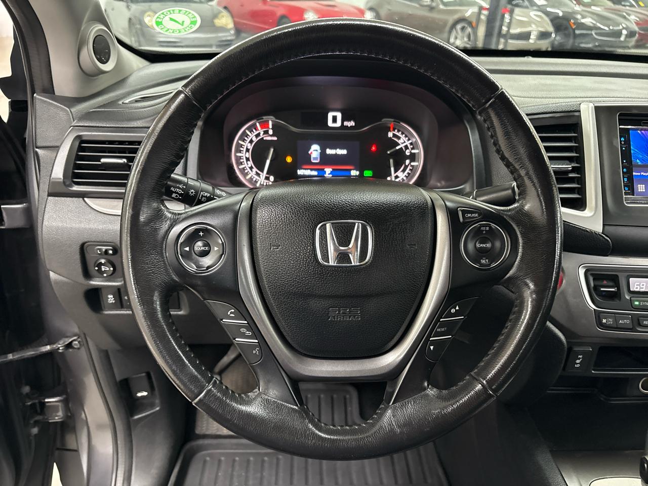 Honda Ridgeline RTL 4x4 Crew Cab 5.3' Bed 2017