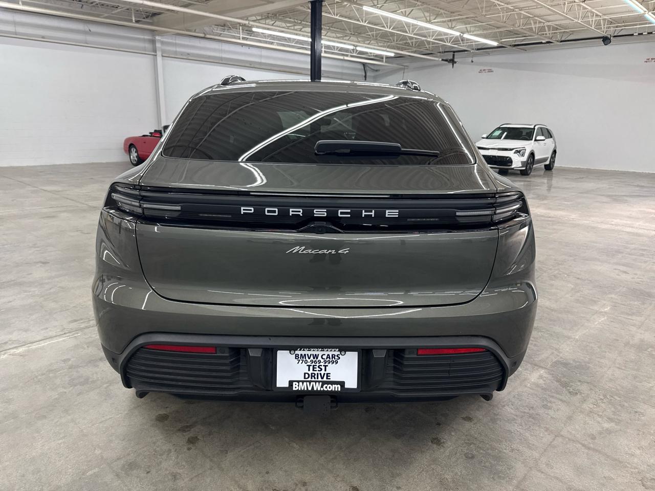 Porsche Macan Electric 4 AWD 2024