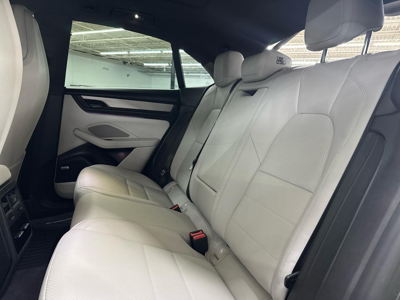 Porsche Macan Electric 4 AWD 2024