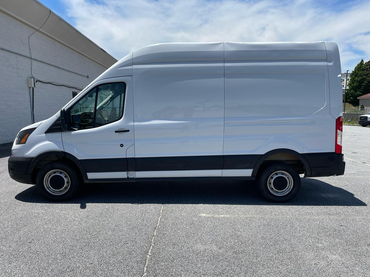 Ford Transit Cargo Van T-250 148" Hi Rf 9070 GVWR RWD 2025