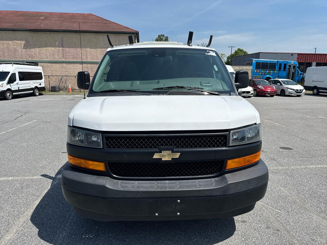 Chevrolet Express Cargo Van RWD 2500 135" 2020