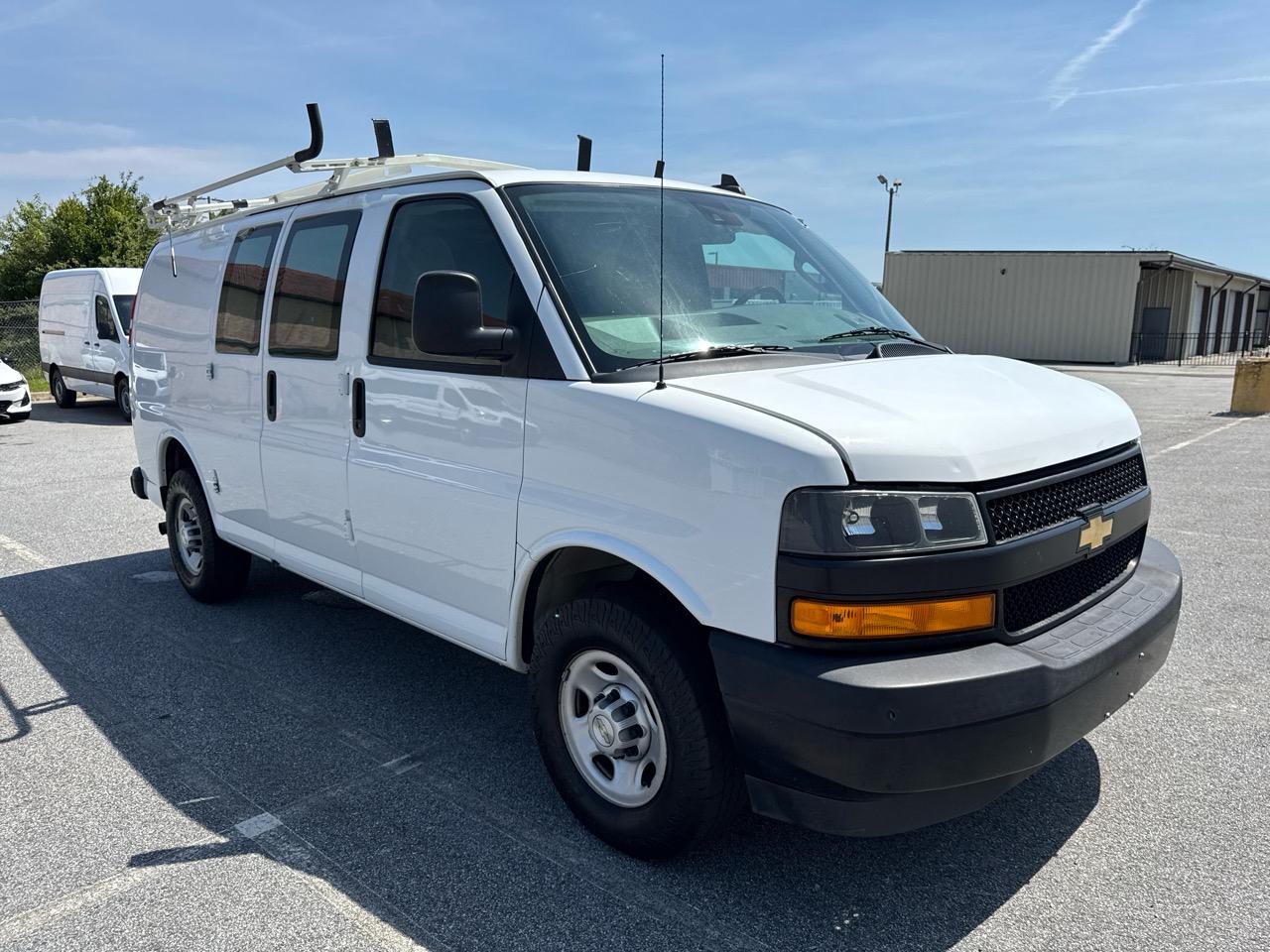Chevrolet Express Cargo Van RWD 2500 135" 2020