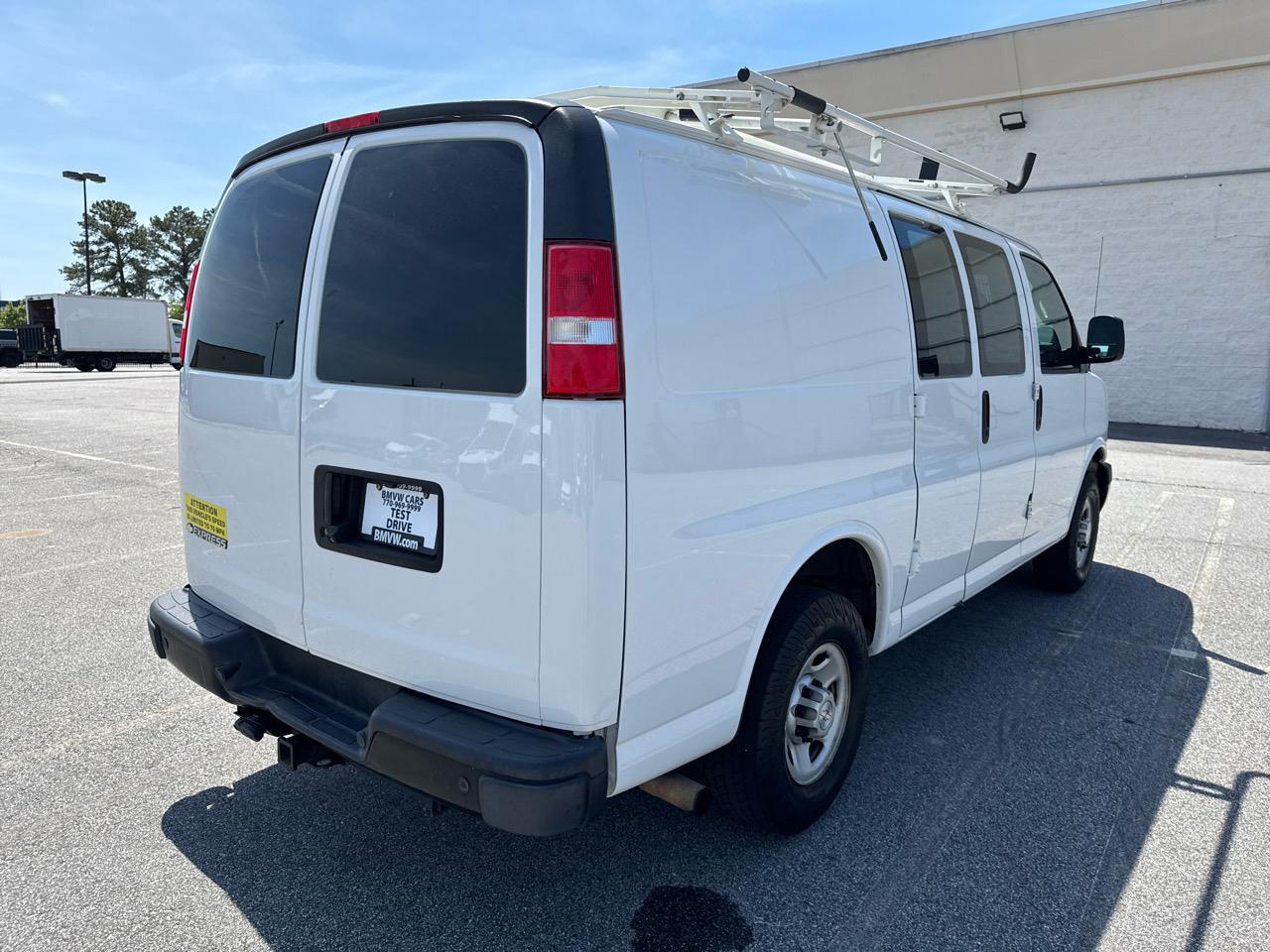 Chevrolet Express Cargo Van RWD 2500 135" 2020