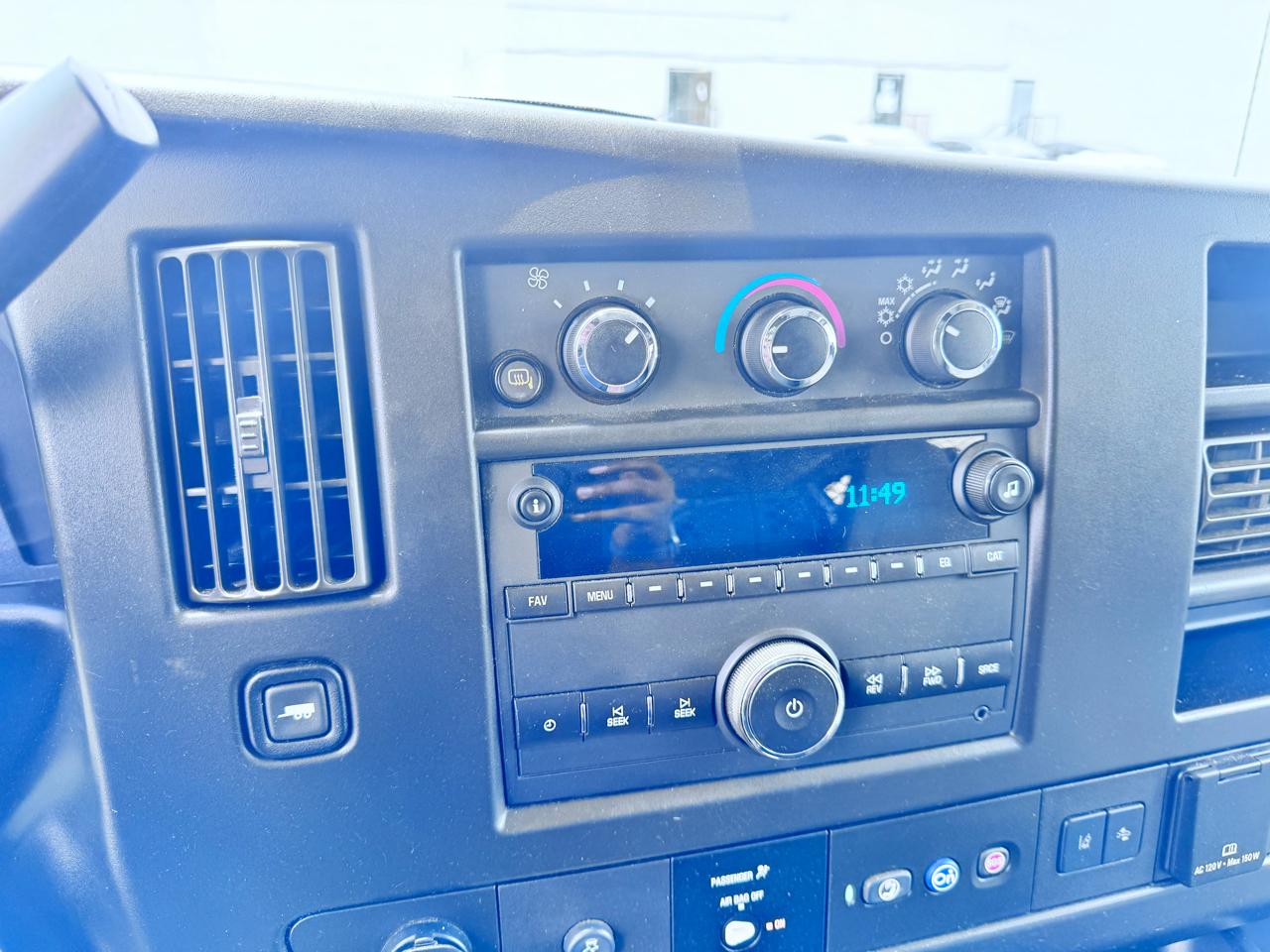 Chevrolet Express Cargo Van RWD 2500 135" 2020