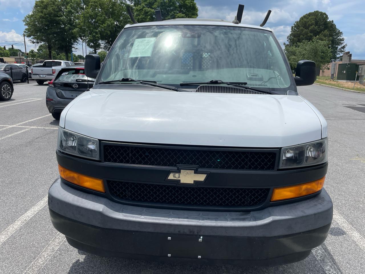 Chevrolet Express Cargo Van RWD 2500 135" 2020