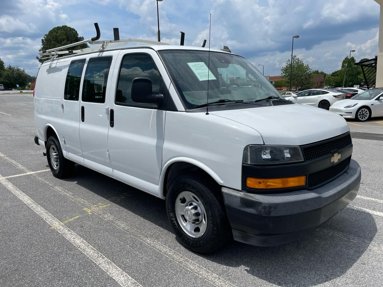 Chevrolet Express Cargo Van RWD 2500 135" 2020