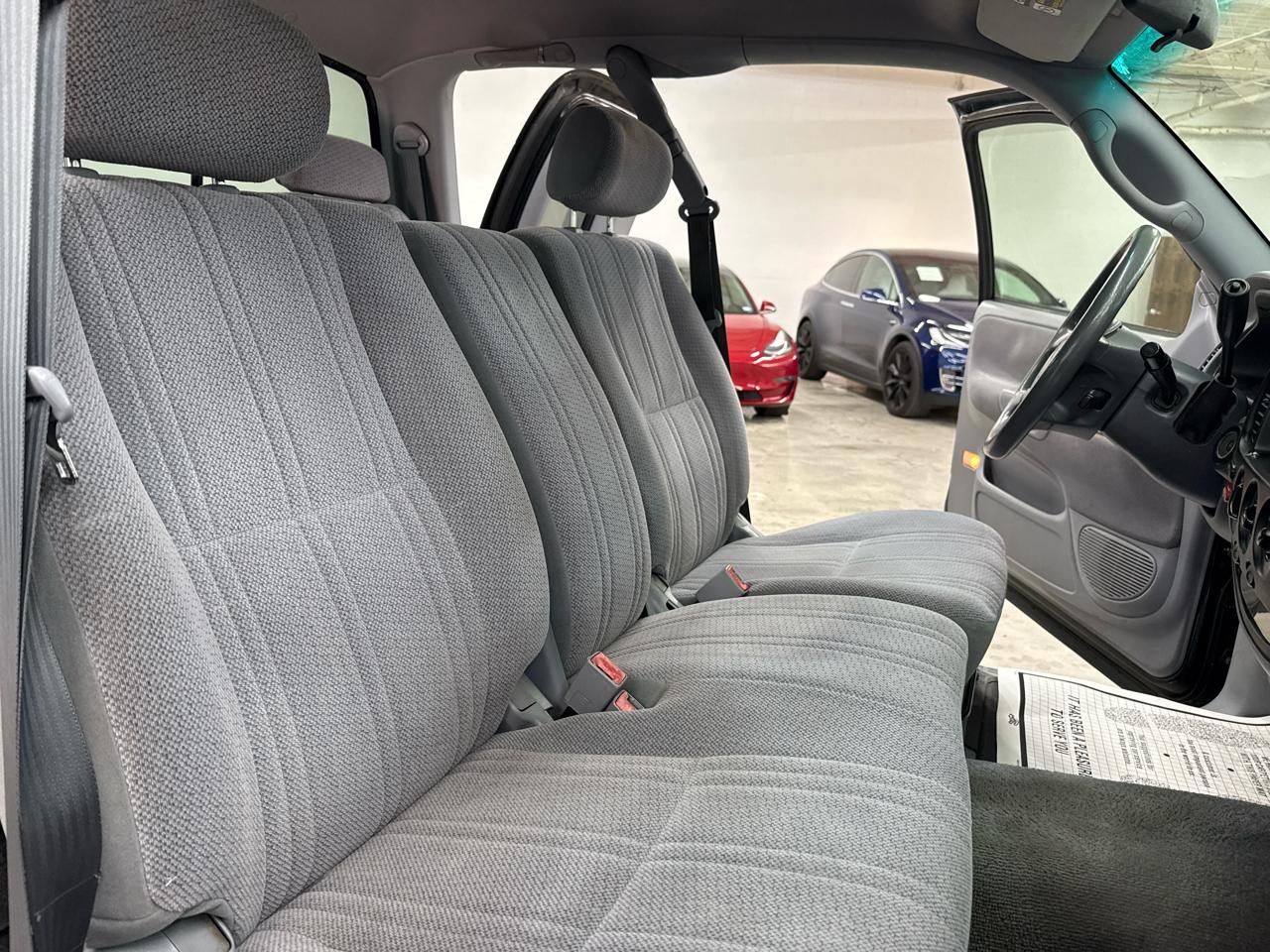 Toyota Tundra Access Cab V8 Auto SR5 2000