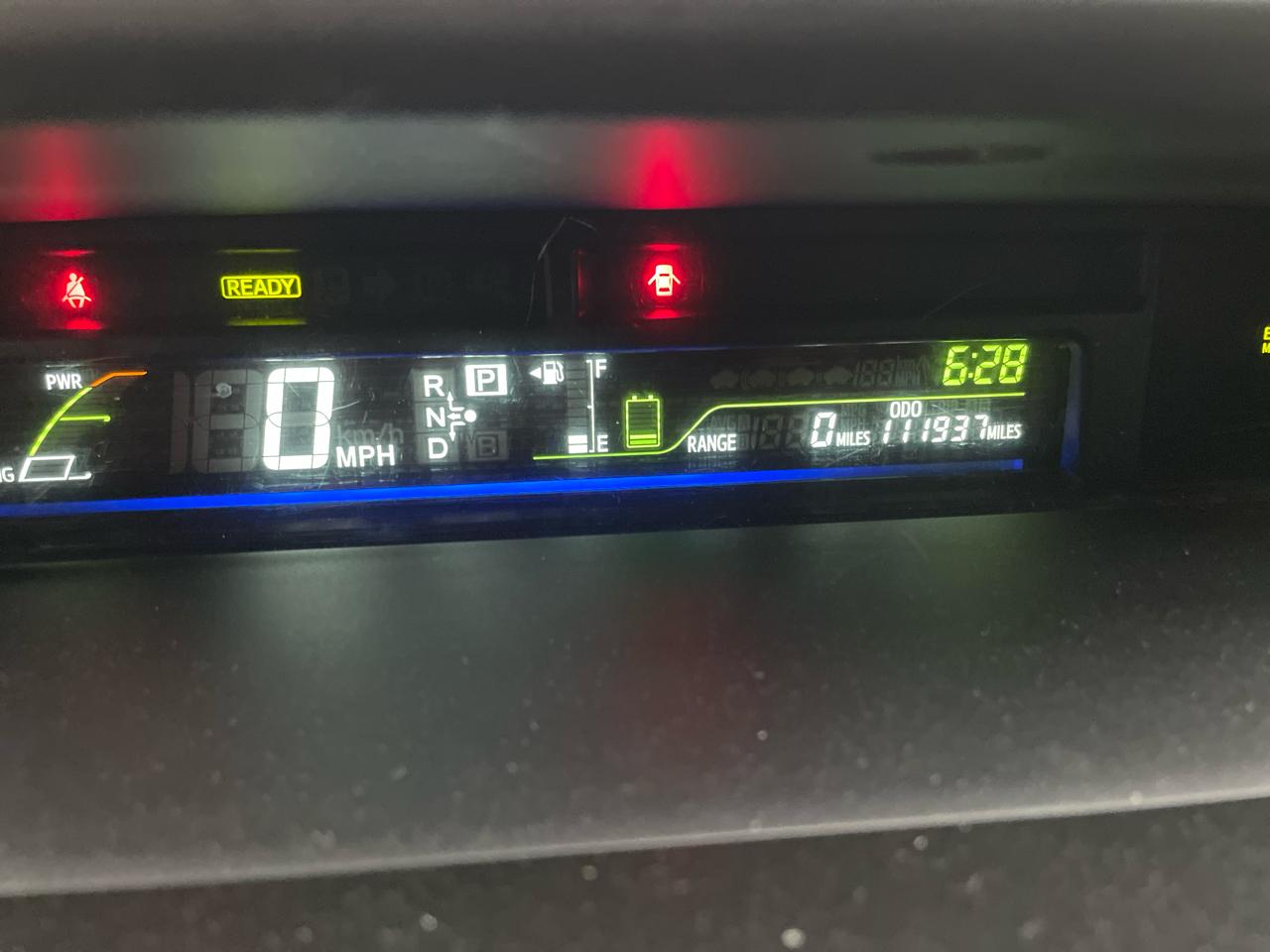 Toyota Prius V 5dr Wgn Three (Natl) 2014