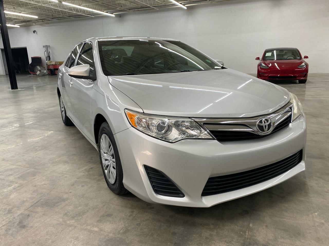 Toyota Camry LE 2014