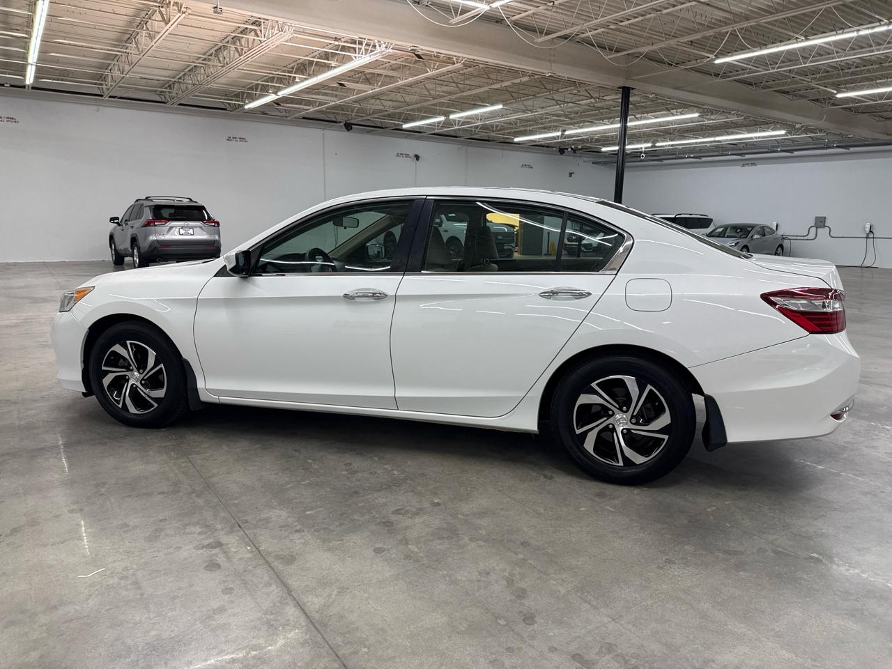 Honda Accord Sedan 4dr I4 CVT LX 2016
