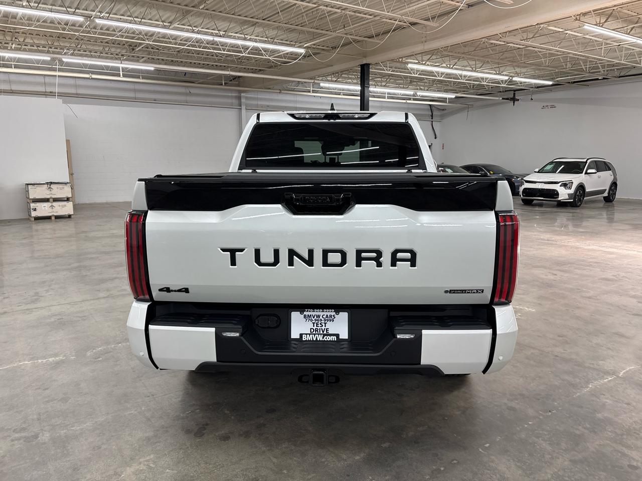 Toyota Tundra 4WD Platinum Hybrid CrewMax 5.5' Bed 3.5L (Natl) 2025