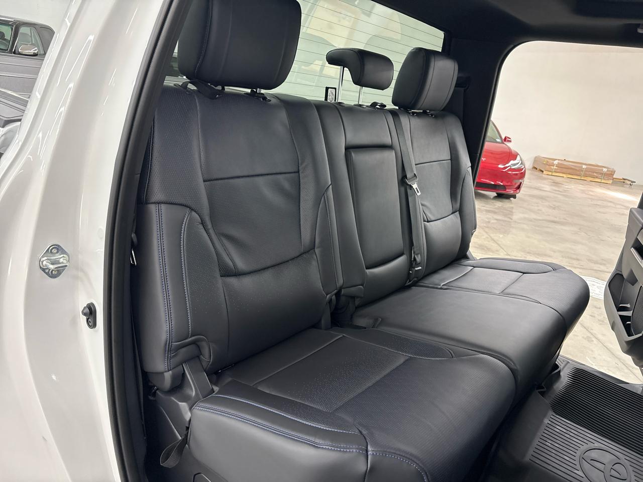 Toyota Tundra 4WD Platinum Hybrid CrewMax 5.5' Bed 3.5L (Natl) 2025