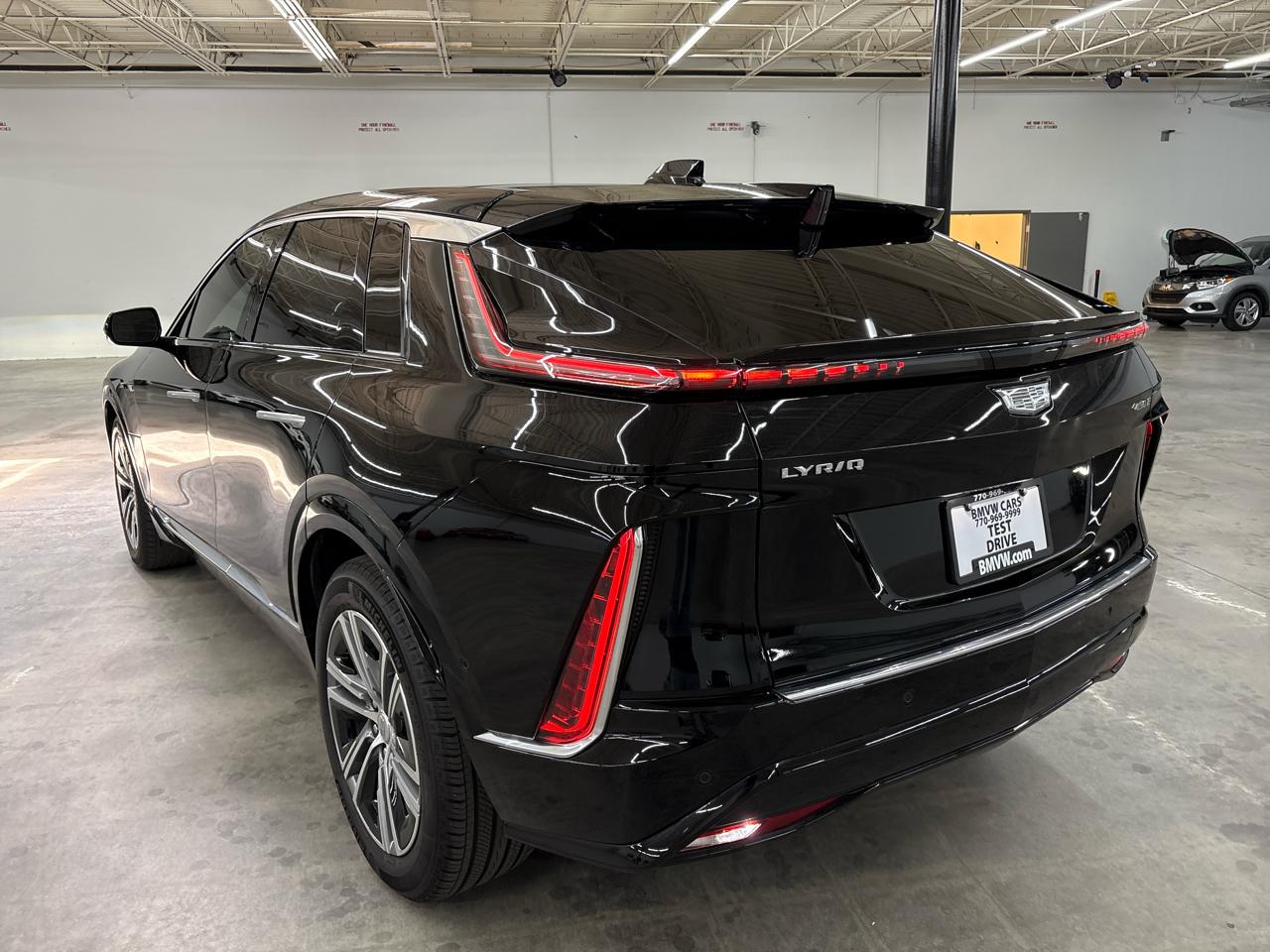 Cadillac Lyriq 4dr Luxury w/1SC 2024