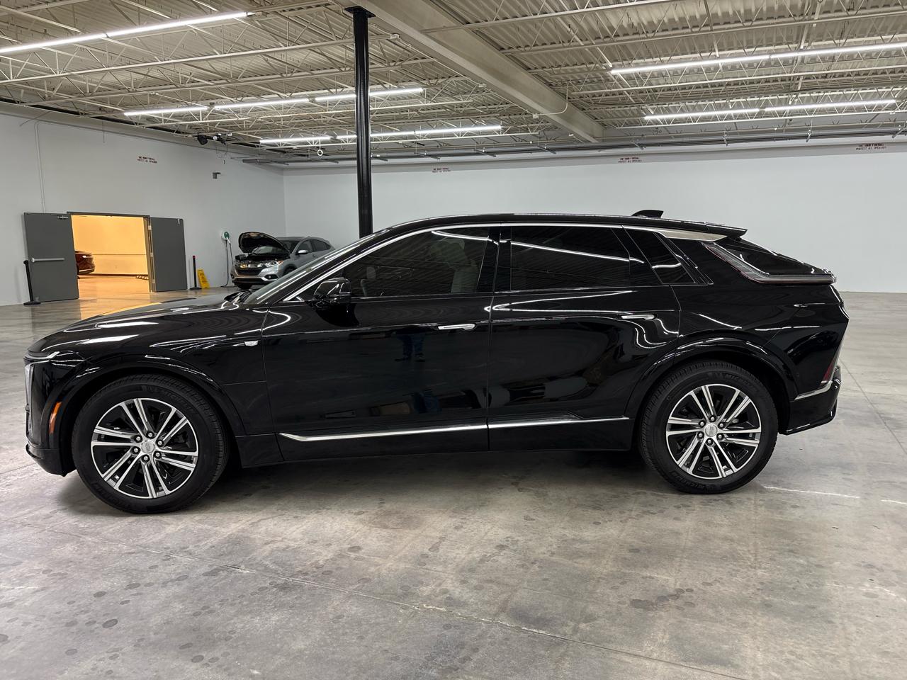 Cadillac Lyriq 4dr Luxury w/1SC 2024
