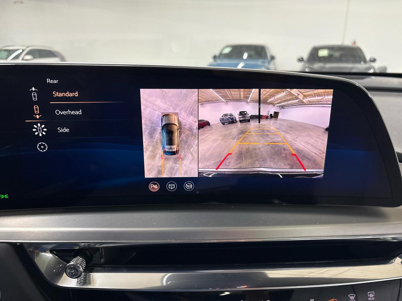 Cadillac Lyriq 4dr Luxury w/1SC 2024