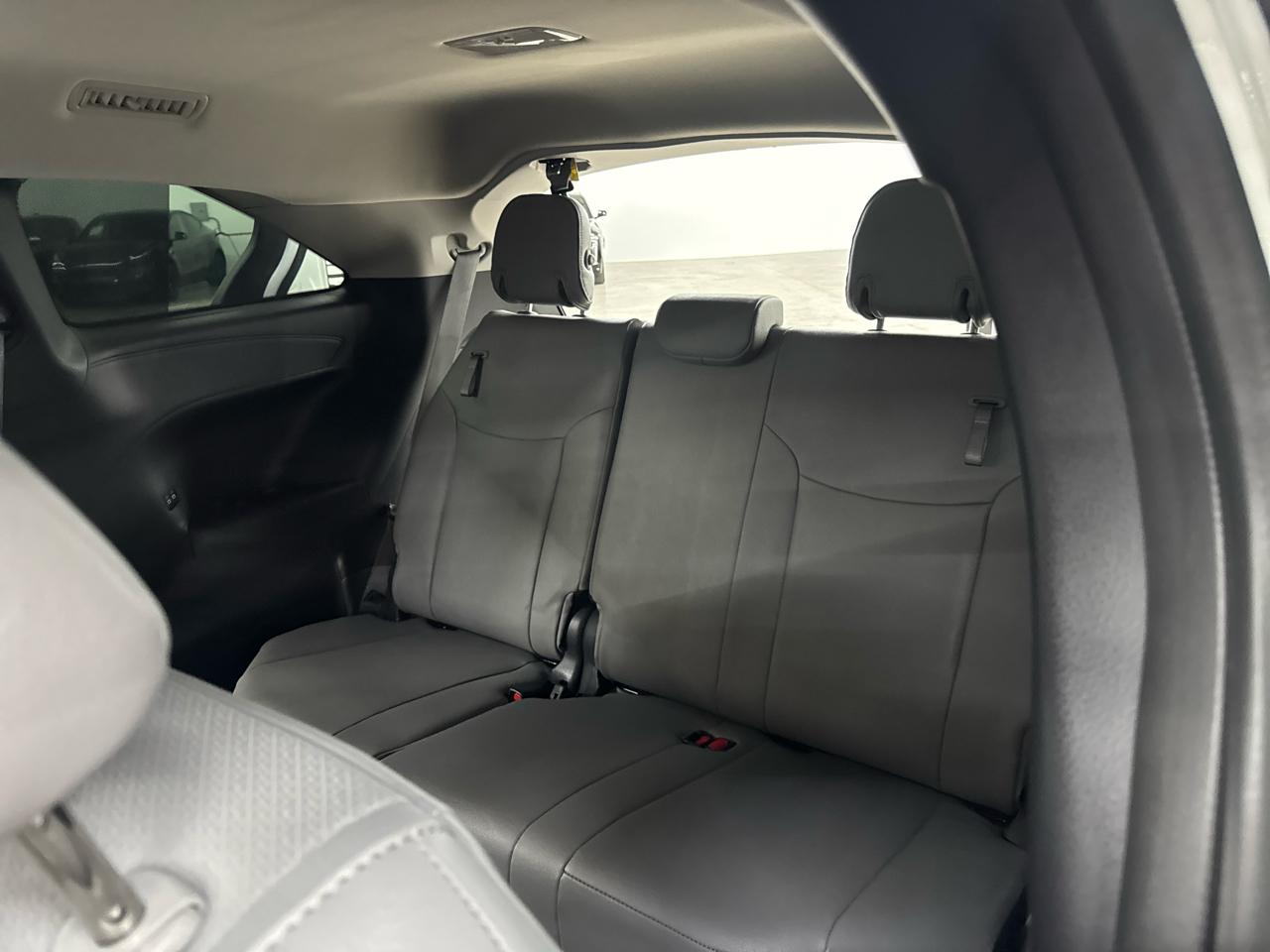 Toyota Sienna XLE FWD 8-Passenger (Natl) 2025