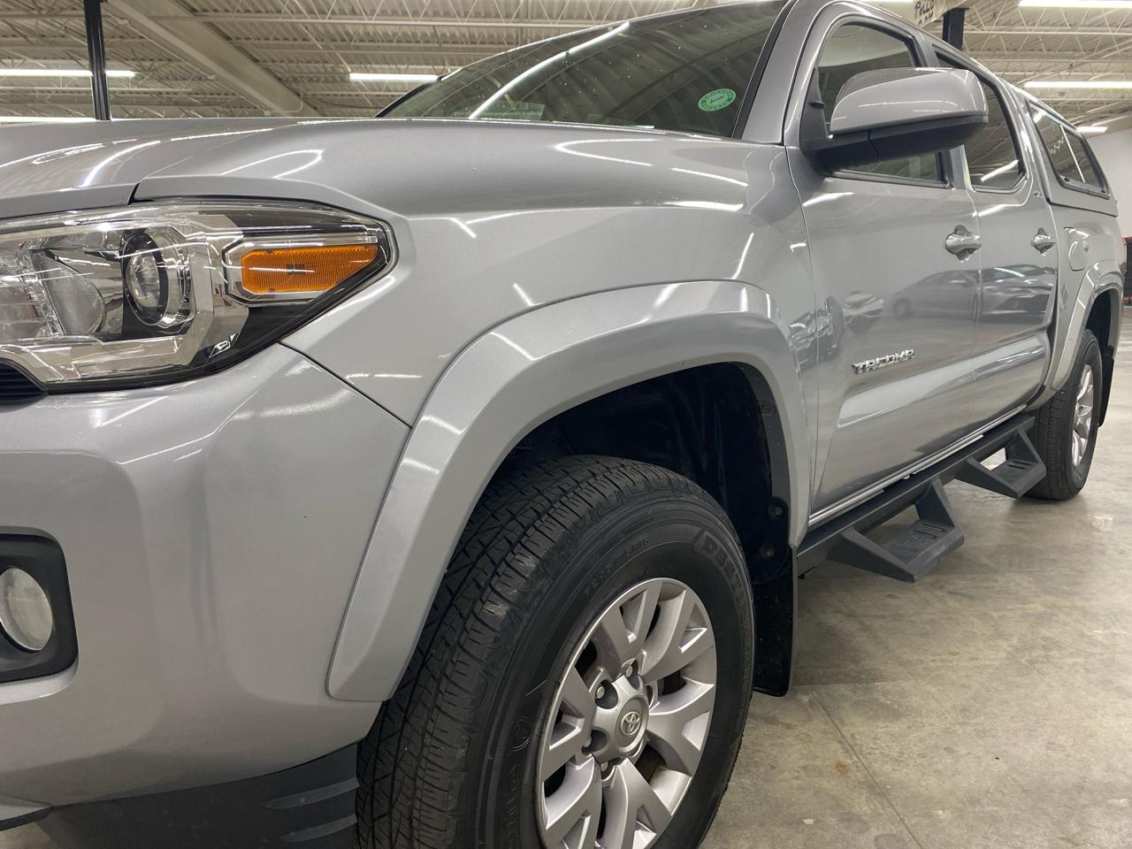 Toyota Tacoma TRD Off Road Double Cab 5' Bed V6 4x4 MT (Natl) 2017