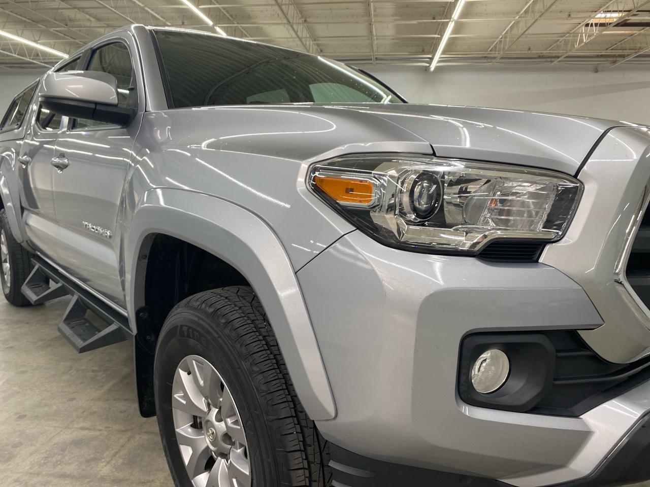 Toyota Tacoma TRD Off Road Double Cab 5' Bed V6 4x4 MT (Natl) 2017
