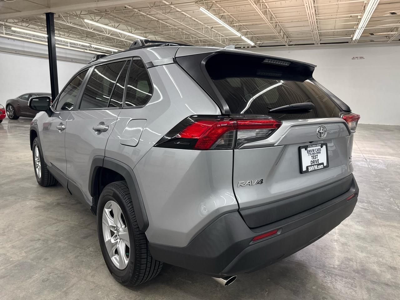 Toyota RAV4 XLE AWD (Natl) 2020
