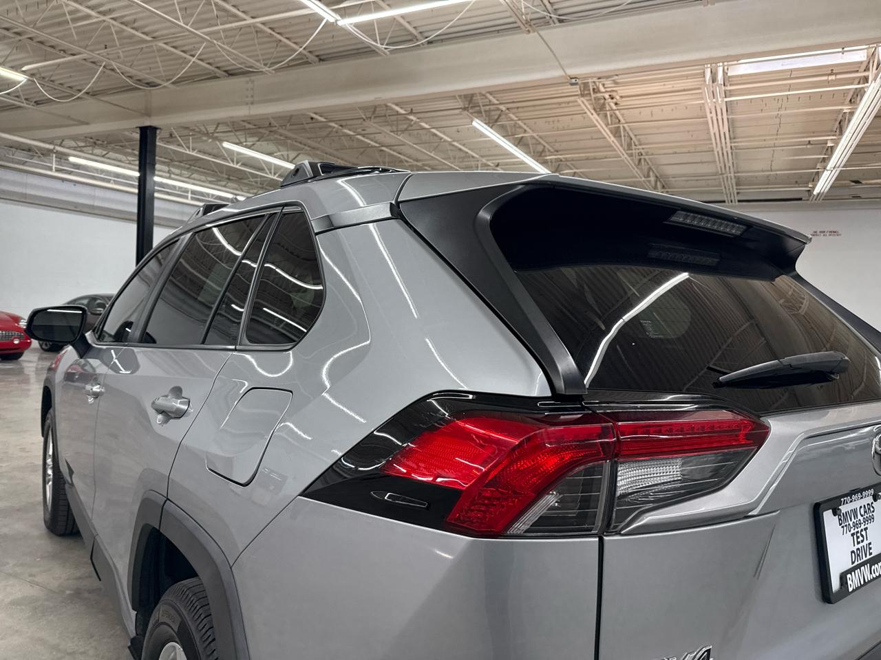Toyota RAV4 XLE AWD (Natl) 2020