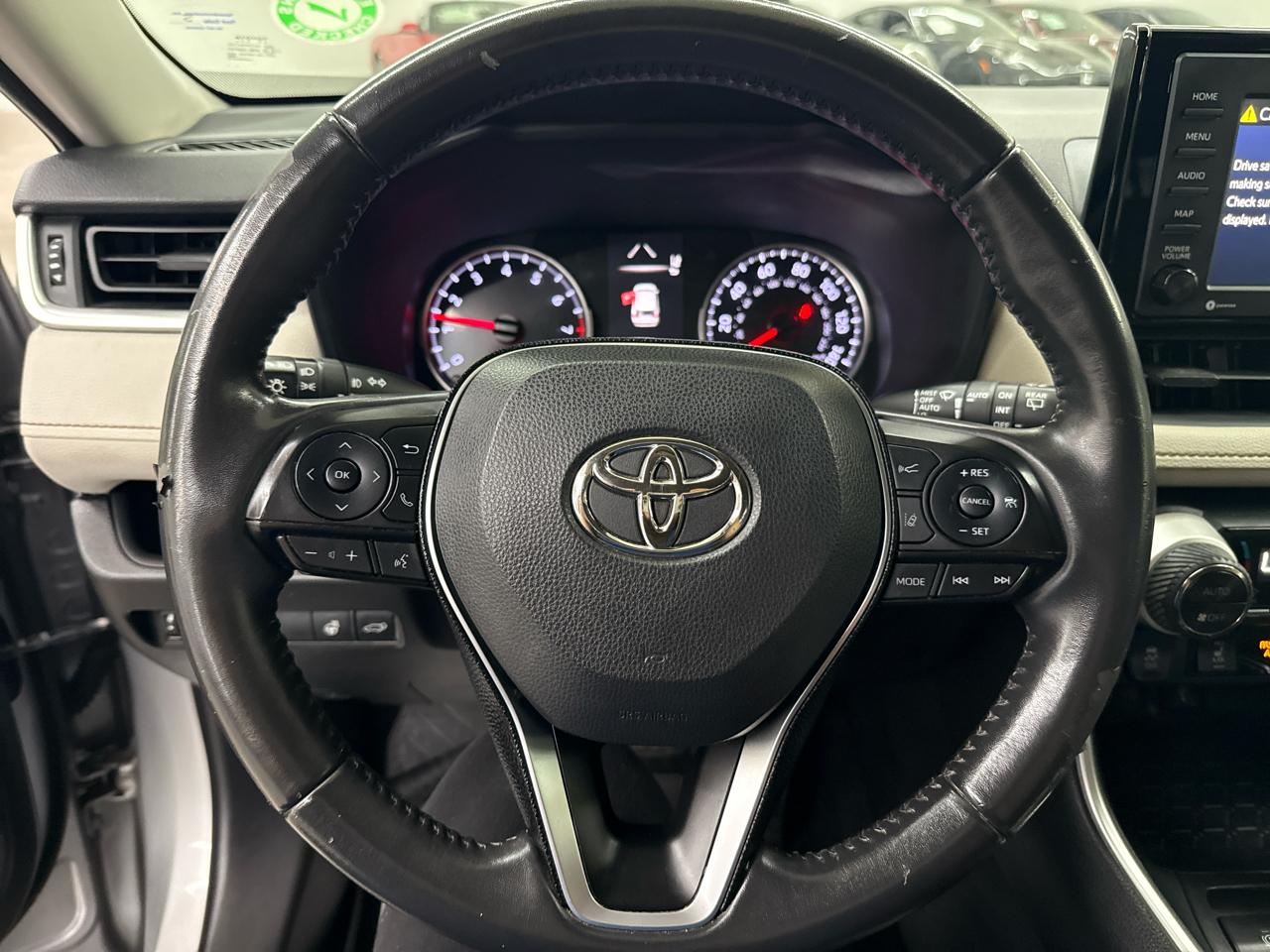 Toyota RAV4 XLE AWD (Natl) 2020