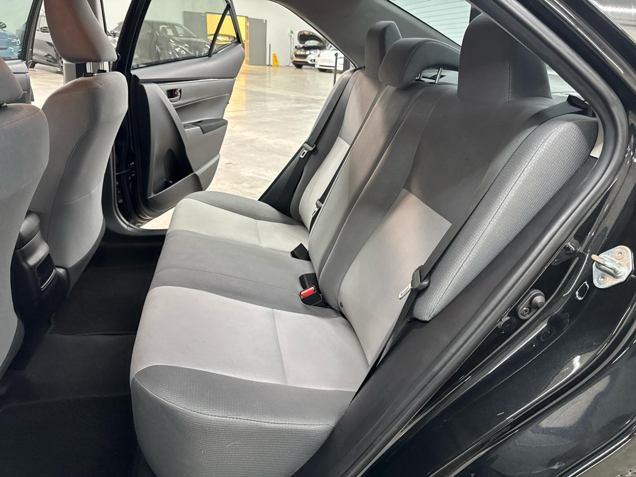 Toyota Corolla XLE CVT (Natl) 2019