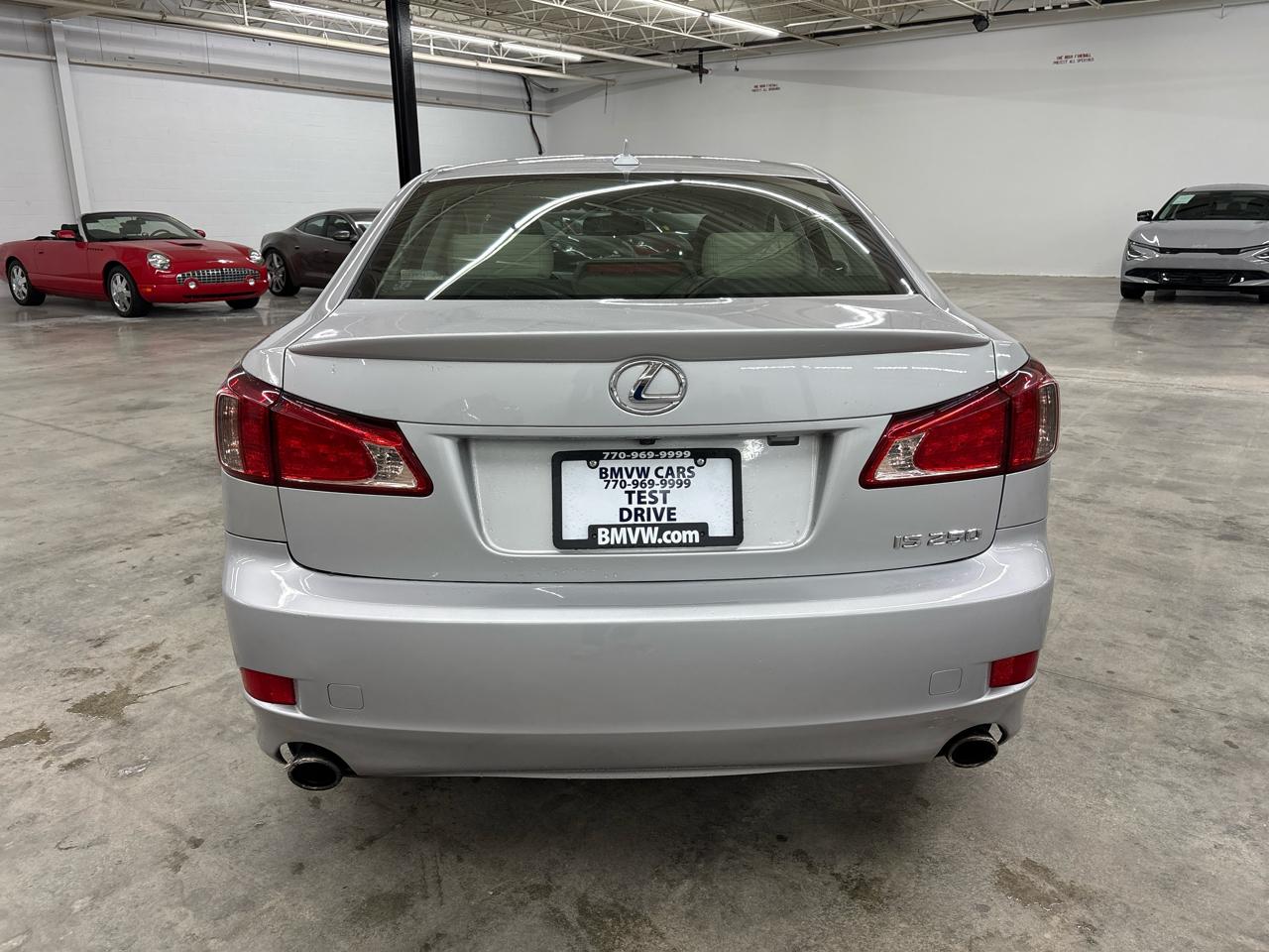 Lexus IS 250 4dr Sport Sdn Man RWD 2011