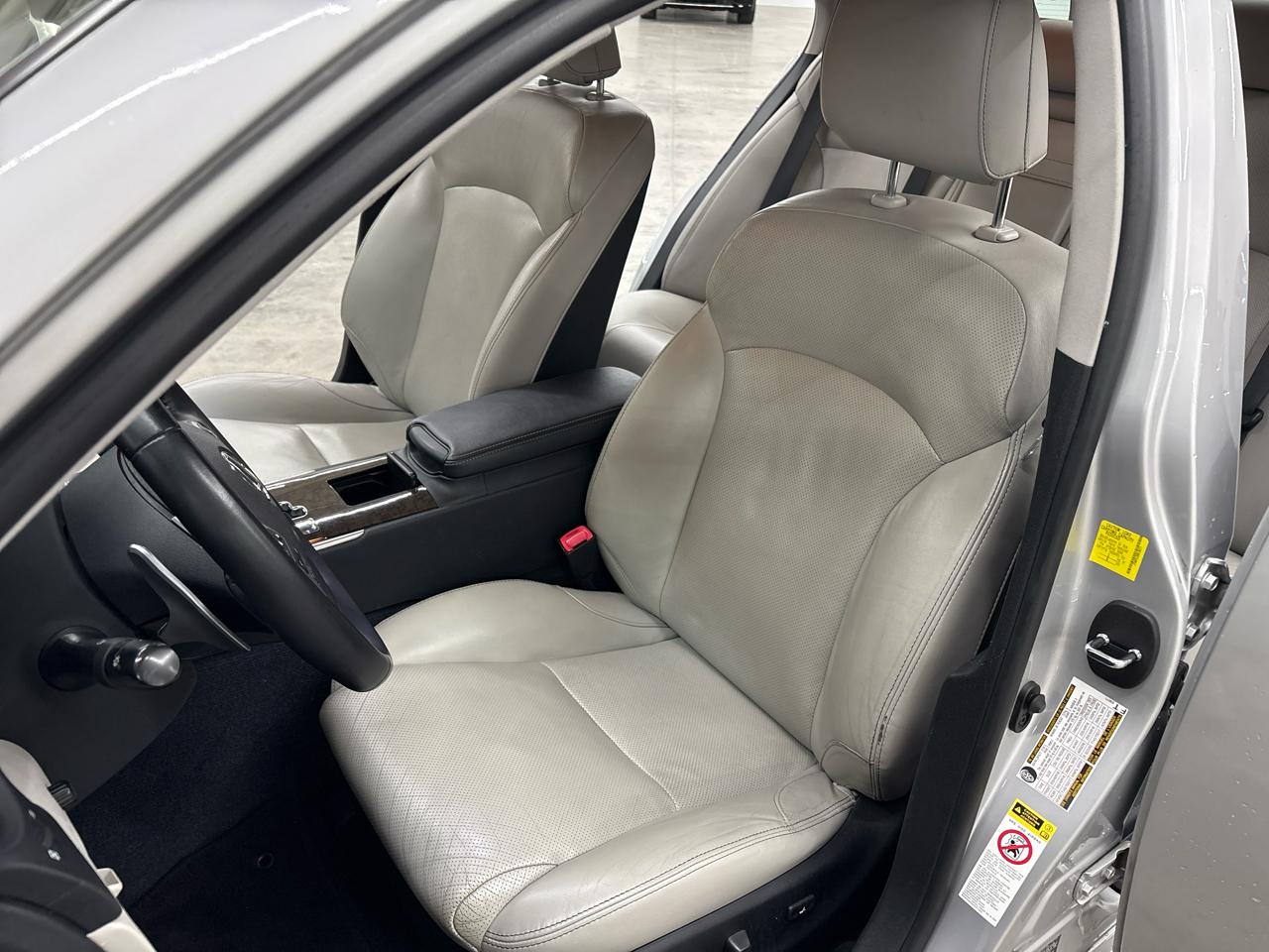 Lexus IS 250 4dr Sport Sdn Man RWD 2011
