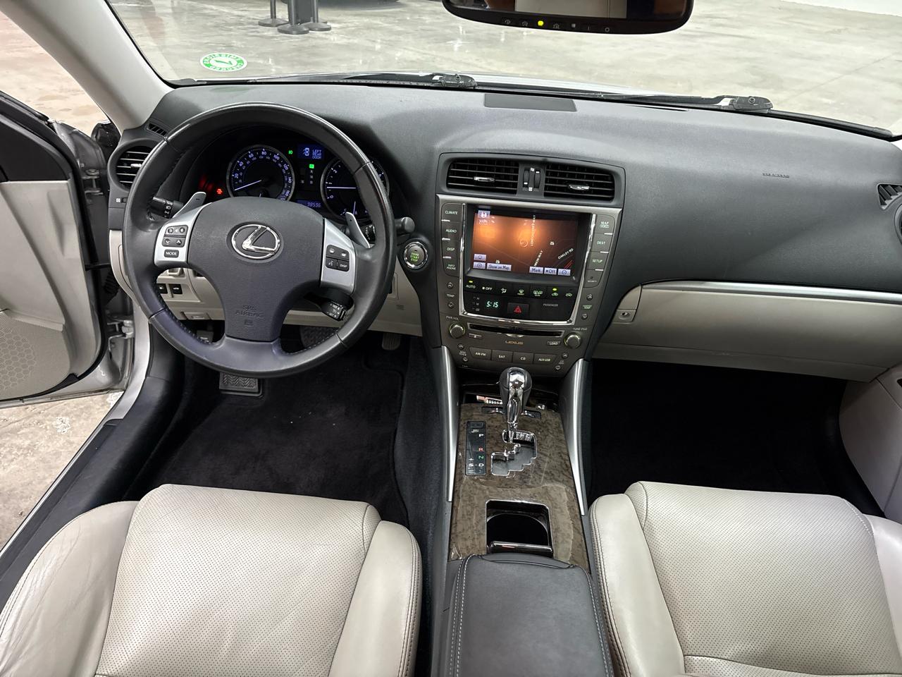 Lexus IS 250 4dr Sport Sdn Man RWD 2011