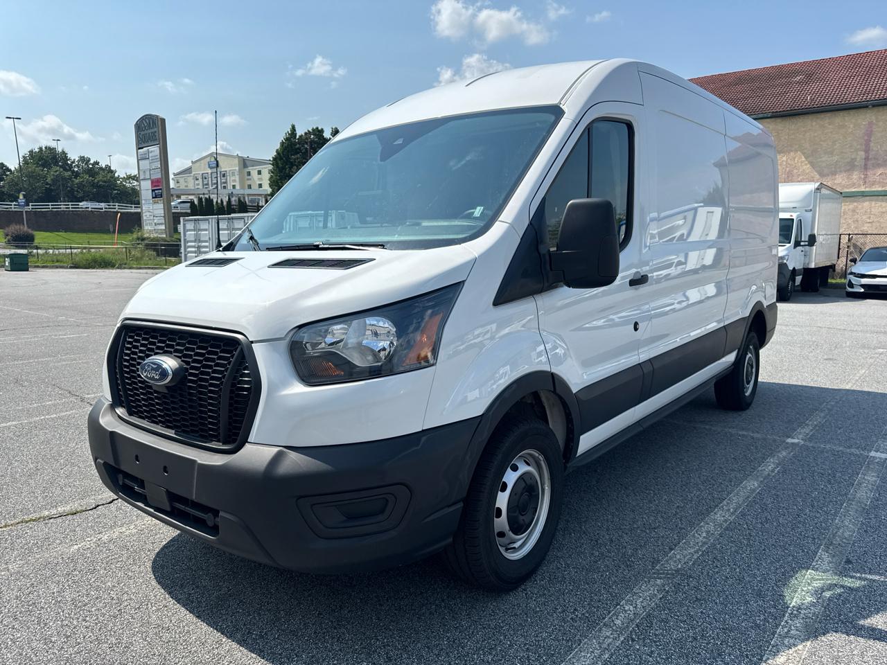 2025 Ford Transit Cargo Van T-250 148" Med Rf 9070 GVWR RWD