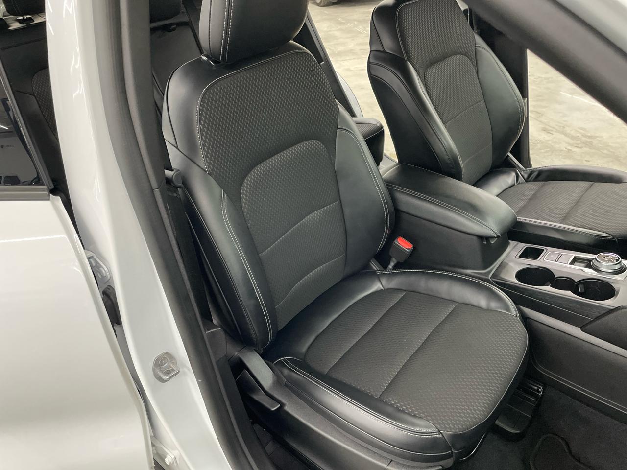 Ford Escape FWD 4dr Hybrid Limited 2023