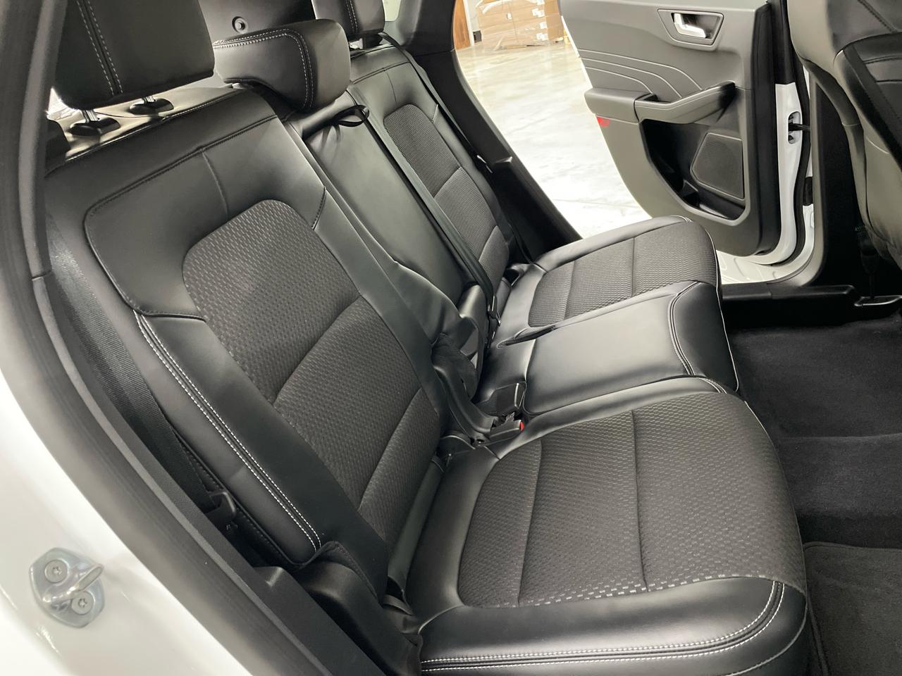 Ford Escape FWD 4dr Hybrid Limited 2023
