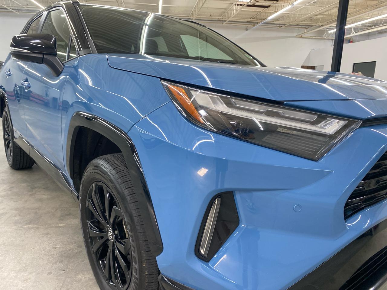Toyota RAV4 Hybrid XSE AWD (Natl) 2022
