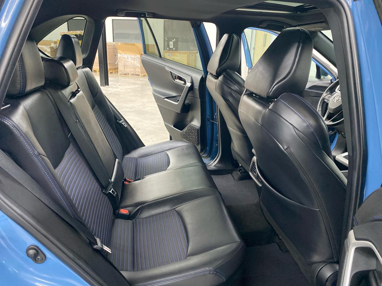 Toyota RAV4 Hybrid XSE AWD (Natl) 2022