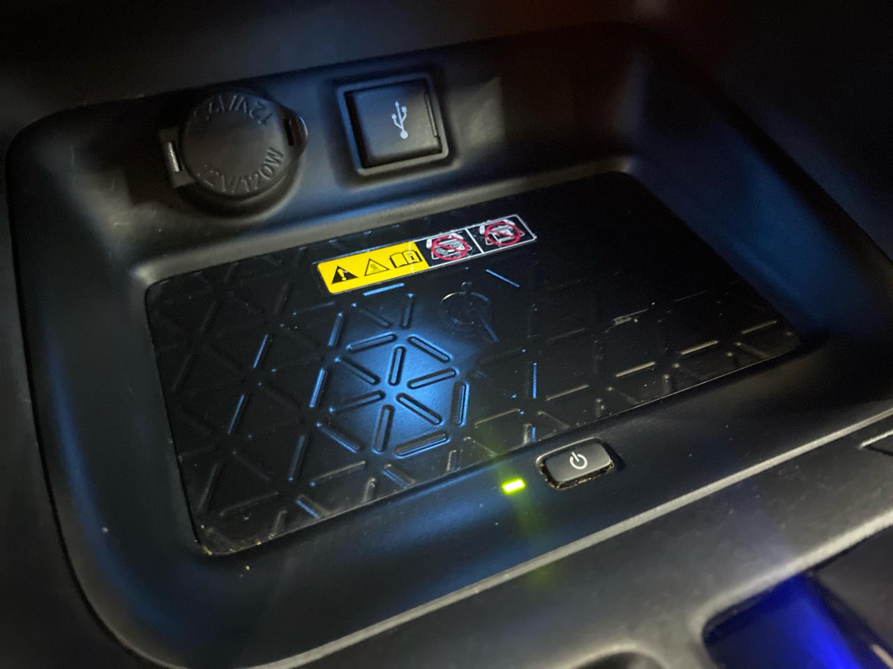 Toyota RAV4 Hybrid XSE AWD (Natl) 2022