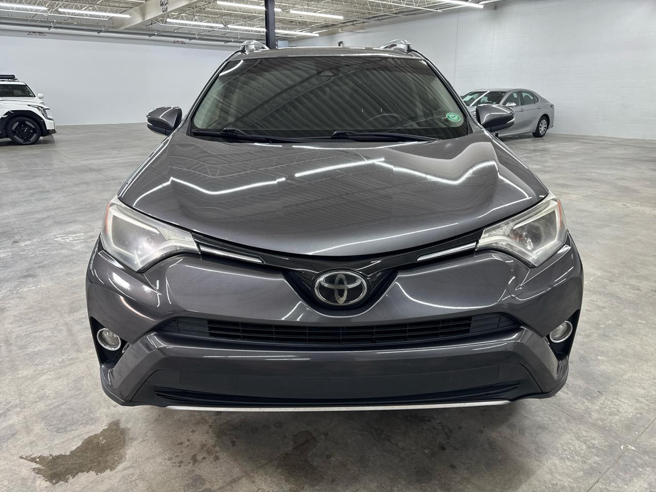 Toyota RAV4 XLE 2018
