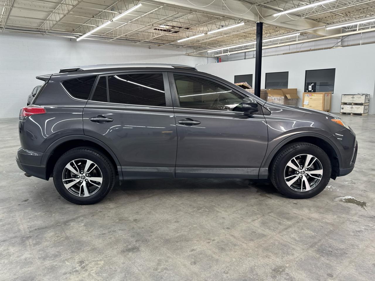Toyota RAV4 XLE 2018