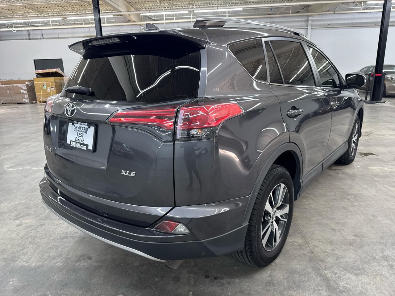 Toyota RAV4 XLE 2018