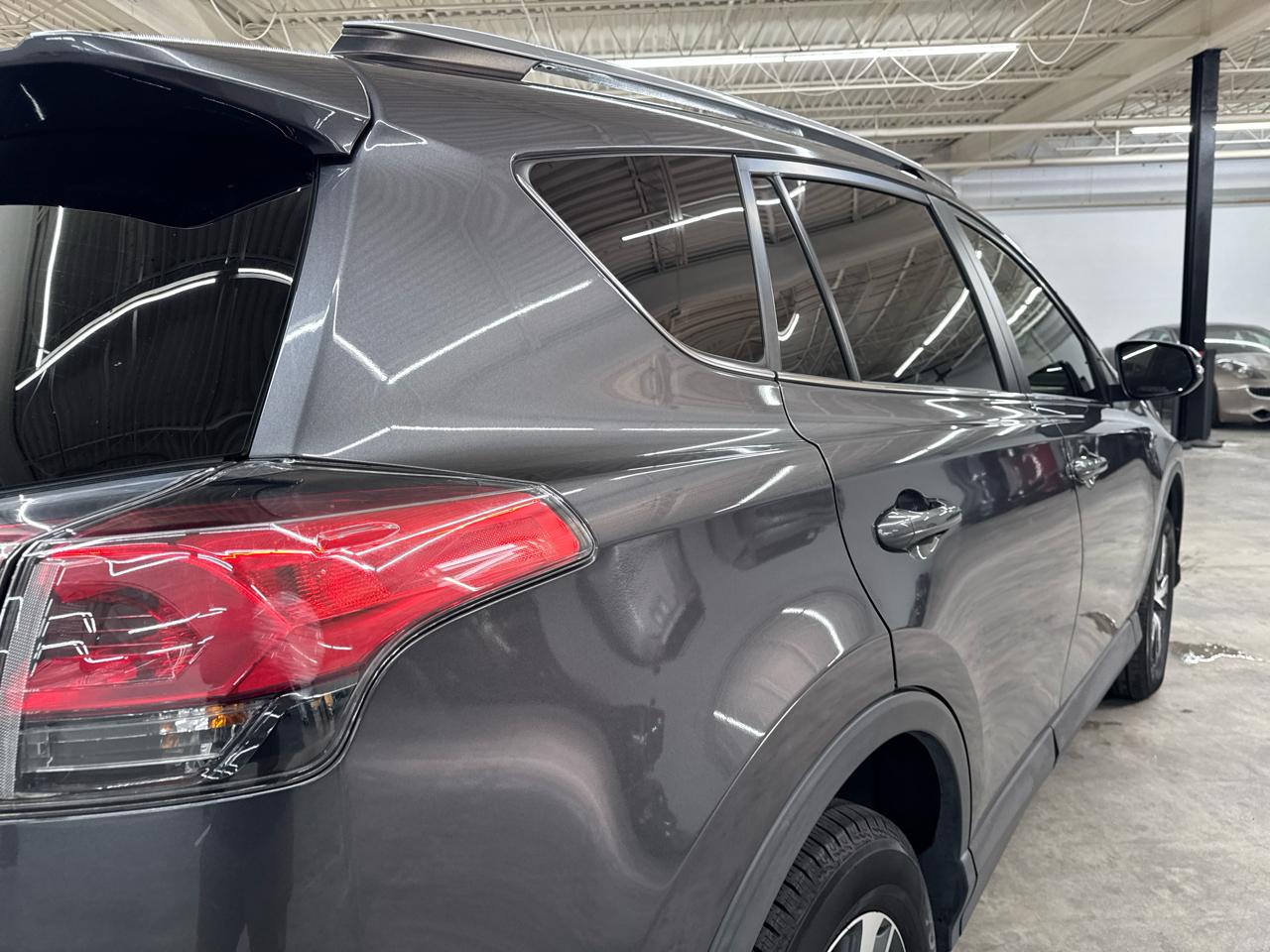 Toyota RAV4 XLE 2018