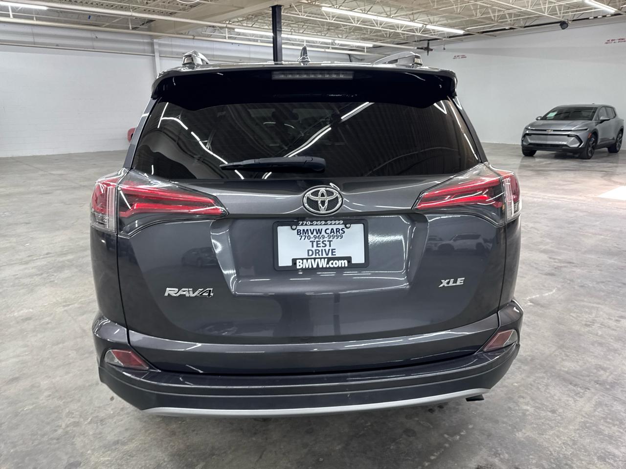 Toyota RAV4 XLE 2018