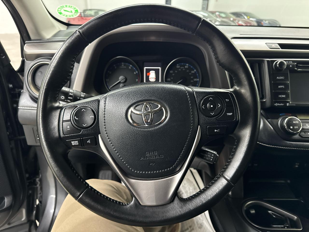 Toyota RAV4 XLE 2018